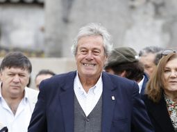 El intendente de Maldonado, Enrique Antía, sostuvo que la sequía no le importó a nadie hasta que golpeó a Montevideo. El intendente de Maldonado, Enrique Antía, sostuvo que la sequía no le importó a nadie hasta que golpeó a Montevideo.