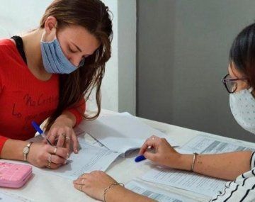 El Gobierno lanza por decreto el proyecto para convertir planes sociales en empleo genuino