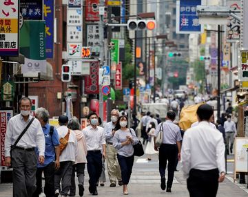 Japón: los casos de coronavirus siguen en alza y ya hablan de una tercera ola