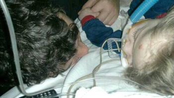 a un mes del trasplante, renzo se recupera junto a sus padres a un mes del trasplante, renzo se recupera junto a sus padres