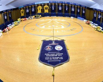 Al lado de quién se cambia Messi