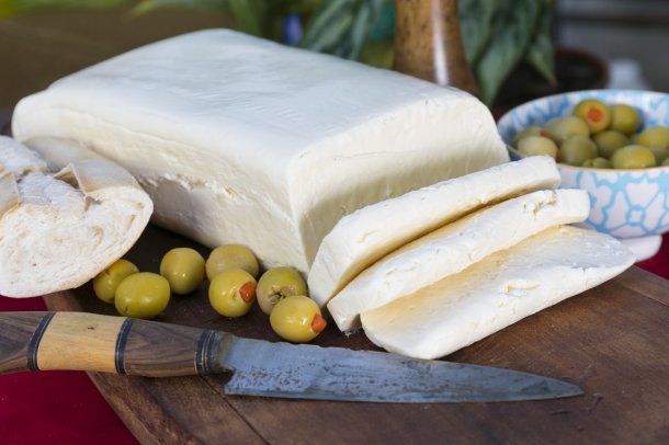 La ANMAT prohibió la venta en todo el país de un queso cremoso: cuál no hay que comprar