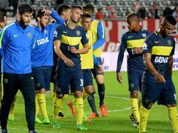 El colombiano, cabeza gacha, deja el campo del Único El colombiano, cabeza gacha, deja el campo del Único