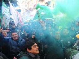 camioneros, sin acuerdo, amenaza con paros sorpresivos desde el lunes camioneros, sin acuerdo, amenaza con paros sorpresivos desde el lunes
