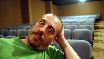 yayo, el humorista que le escapa a los flashes y a la fama yayo, el humorista que le escapa a los flashes y a la fama