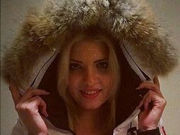 la modelo que tiene su propia imitadora hot la modelo que tiene su propia imitadora hot