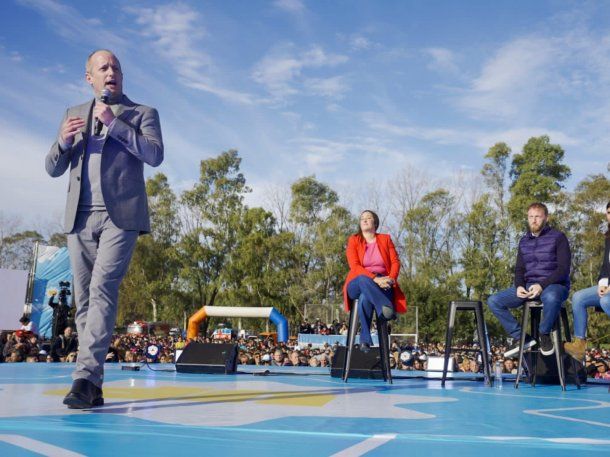 Martín Insaurralde bajó su candidatura en Lomas de Zamora tras el escándalo