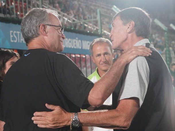 Sorpresa: Banfield derrotó a la Selección Sub-23 de Uruguay de Marcelo Bielsa