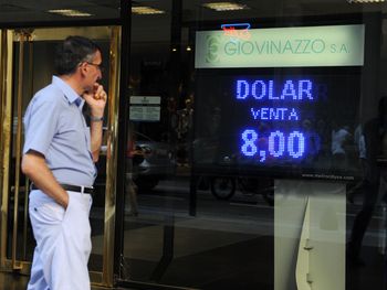 Sólo quiso comprar dólares el 10 por ciento de quienes pueden hacerlo