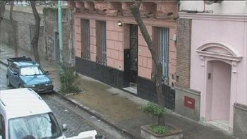 doble crimen en barracas: madre e hija fueron asesinadas a golpes y punaladas doble crimen en barracas: madre e hija fueron asesinadas a golpes y punaladas