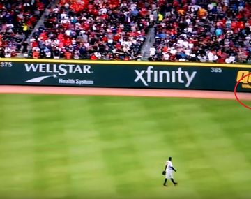 No pueden ganarle incluso cuando les da una gran ventaja