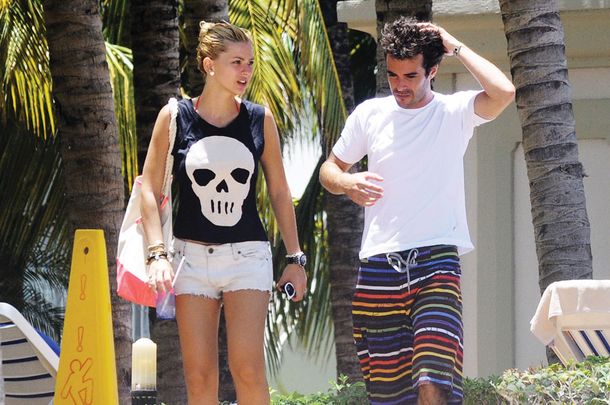 La China Suárez mostró su pancita por primera vez