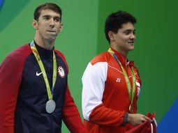 el dia que un chico de 21 anos le quito el trono olimpico a michael phelps el dia que un chico de 21 anos le quito el trono olimpico a michael phelps