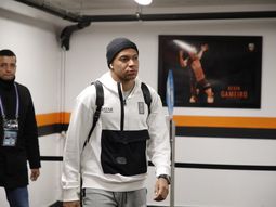 Barcelona se mete en la pelea con el Real Madrid por Mbappé