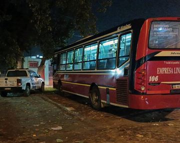 Pasajero golpeó al chofer de un colectivo y casi provoca una tragedia