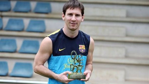 Messi continúa sumando premios e igualó a Platini y Zidane