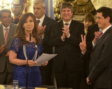 Cristina agradeció a Capitanich por sus aportes en tiempos difíciles