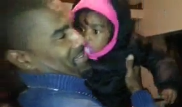 VIDEO: ¿Qué pasa cuando una nena conoce al hermano gemelo de su padre?