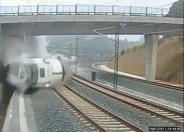 Así fue el descarrilamiento de la tragedia ferroviaria española