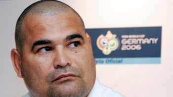 asaltaron a chilavert: ahora podria estar tocando el arpa asaltaron a chilavert: ahora podria estar tocando el arpa