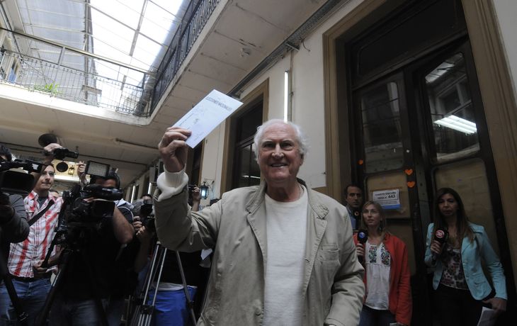 Macri está desesperado por entrar al Frente Amplio Unen