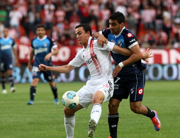 Estudiantes derrotó a Quilmes en el debut de Giunta