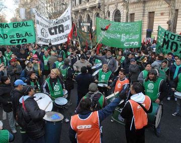 Los estatales bonaerenses realizan otro paro de 48 horas