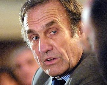 Fuertes críticas de Reutemann al blanqueo de capitales