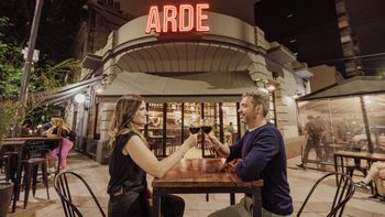 una parrilla de barrio que suma espiritu de cantina y platos de bodegon una parrilla de barrio que suma espiritu de cantina y platos de bodegon