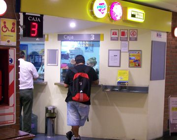 Un organismo de Chubut le restituyó la suma de ocho mil pesos a una persona en Rawson.