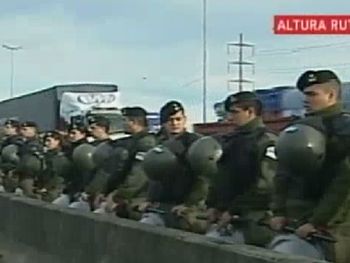 Fuerte operativo de Gendarmería para impedir un corte en Panamericana