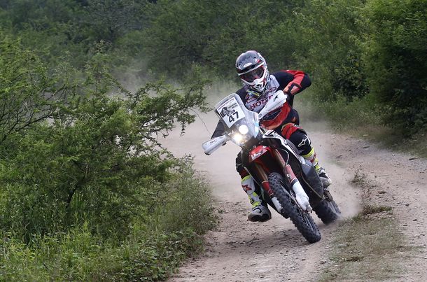 Barreda Bort ganó, pero otra vez fue penalizado y terminó cuarto