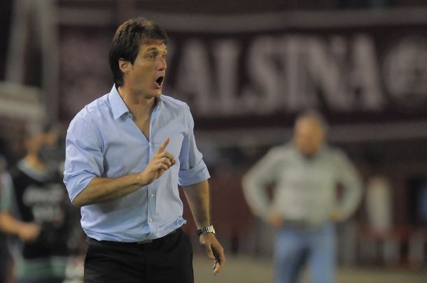 Guillermo dirigirá a Boca ante River y hoy se define si lo hace frente a Racing