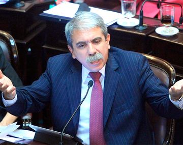 Aníbal F.: Es falso que haya que pagar una indemnización