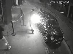 Le explotó el cigarrillo electrónico en el bolsillo Le explotó el cigarrillo electrónico en el bolsillo