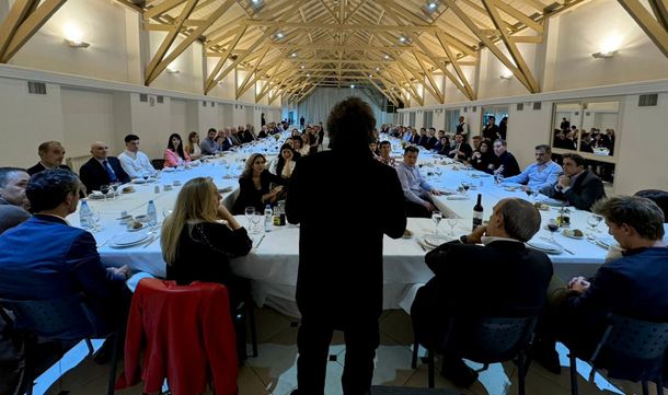 Javier Milei agasajó a diputados propios y afines con una cena en la Quinta de Olivos