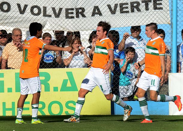 Rosario Central ganó agónicamente en el Sur y despidió de la mejor manera