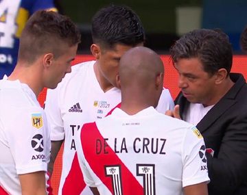 Gallardo y un curioso episodio antes del arranque del Superclásico