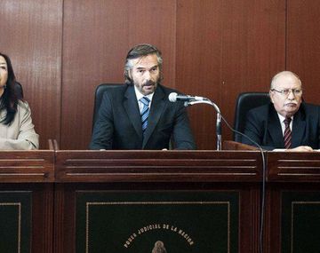 Penas de 5 años a policías por detenciones