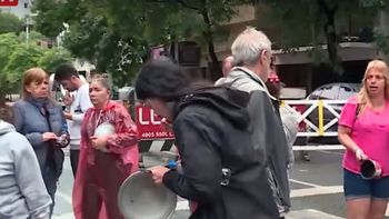 vecinos de caballito pidieron la restitucion de la energia: esto es un infierno vecinos de caballito pidieron la restitucion de la energia: esto es un infierno