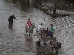 Gran parte del país está afectado por las fuertes lluvias Gran parte del país está afectado por las fuertes lluvias