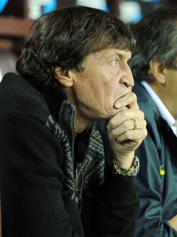 Falcioni: Sería lindo que Bianchi sea el nuevo técnico de Boca