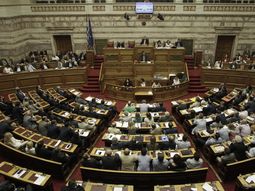 grecia: aval al gobierno para negociar grecia: aval al gobierno para negociar