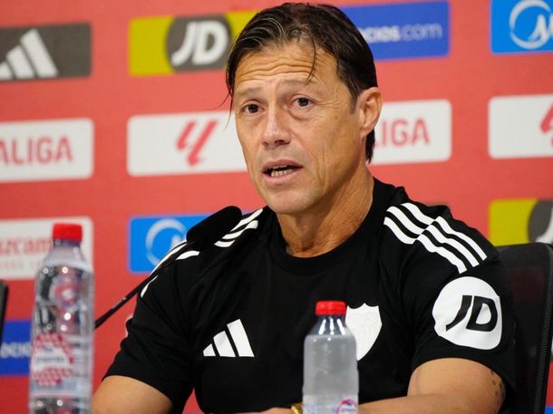 Matías Almeyda y un aviso al Sevilla: La falta de unión llevó a River al descenso