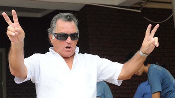 barrionuevo busca el apoyo de moyano y micheli para un paro de 36 horas barrionuevo busca el apoyo de moyano y micheli para un paro de 36 horas