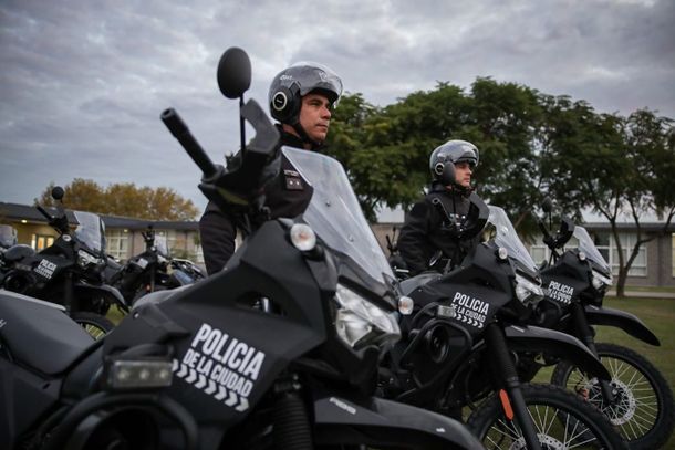 El gobierno porteño refuerza la seguridad con más motos y patrulleros