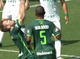 Grolli convirtió el primer gol del nuevo Chapecoense Grolli convirtió el primer gol del nuevo Chapecoense