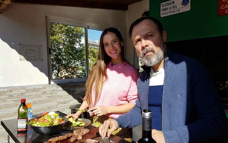 Gustavo Sylvestre, íntimo en Right Now: No miro ningún programa político