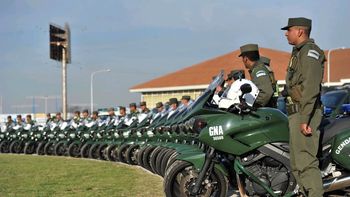 envian mas gendarmes para custodiar el conurbano envian mas gendarmes para custodiar el conurbano