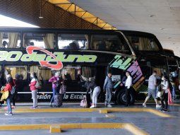 Más de 345 mil personas viajarán en micros, trenes y aviones por el Año Nuevo